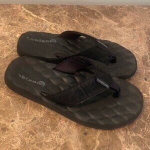 Cobian Men’s Black Flip Flops Cushioned EVA Sandals Lightweight Sz 10